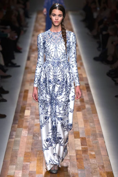 Look 53